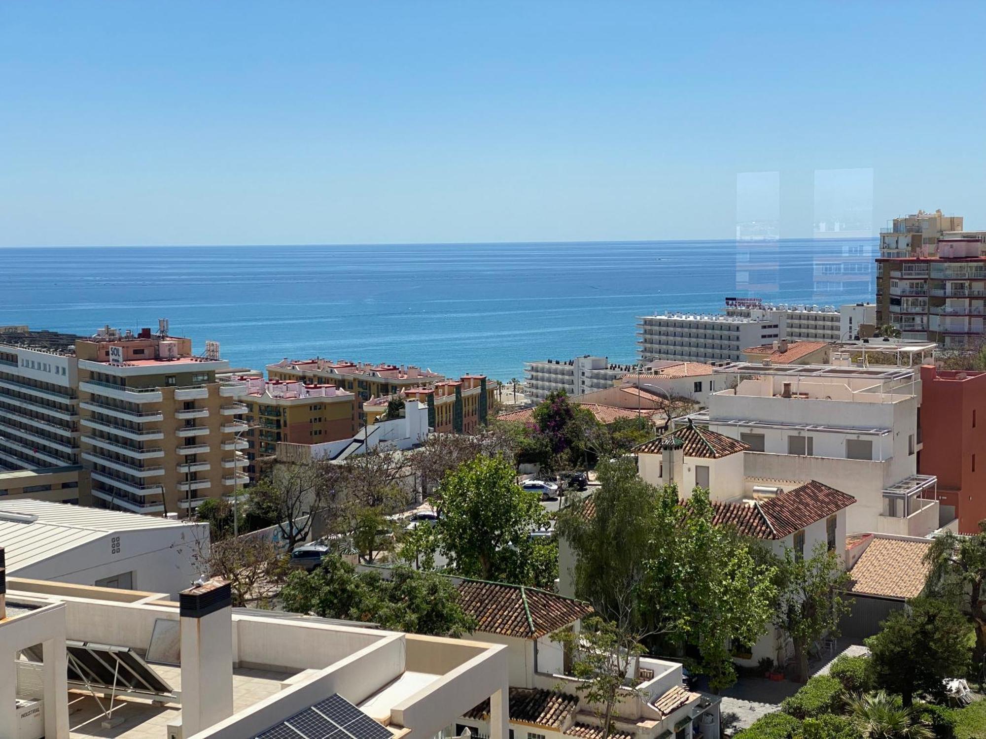 Precioso Apartamento Con Piscina Torremolinos Kültér fotó