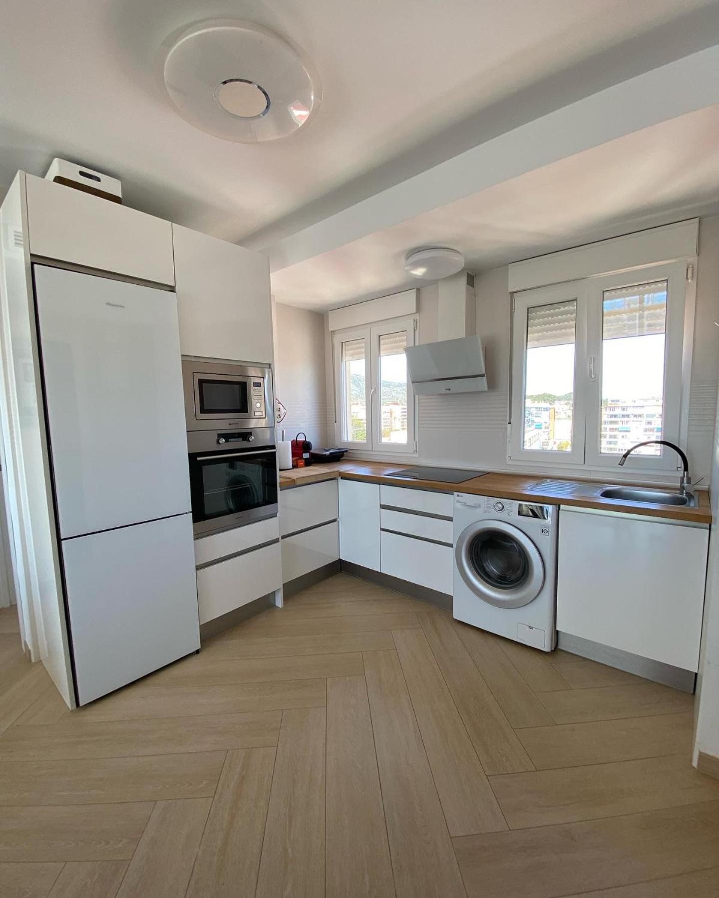 Precioso Apartamento Con Piscina Torremolinos Kültér fotó